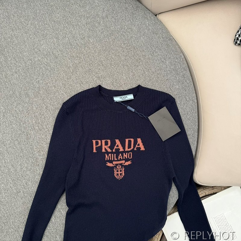 프라다 자카드 로고 긴팔