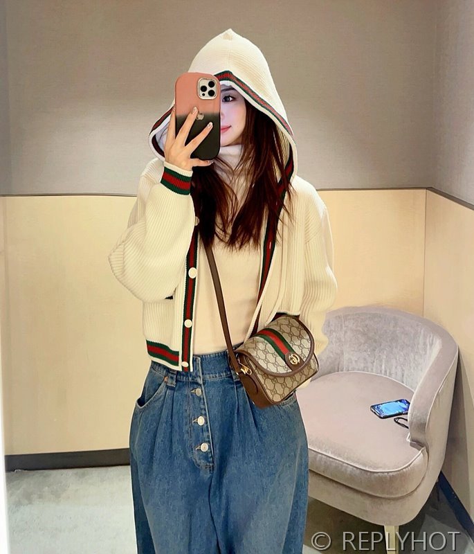 구찌 스웨트 후드 니트