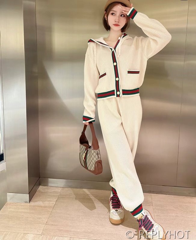 구찌 스웨트 후드 니트