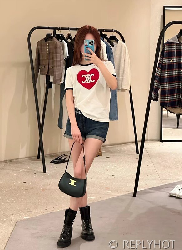 셀린느 러브트리비옹 프린트 티셔츠