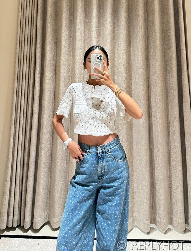 샤넬 크로쉐 니트 탑 2color