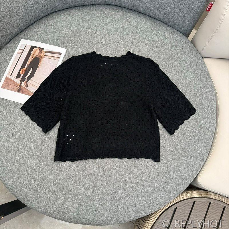 샤넬 크로쉐 니트 탑 2color