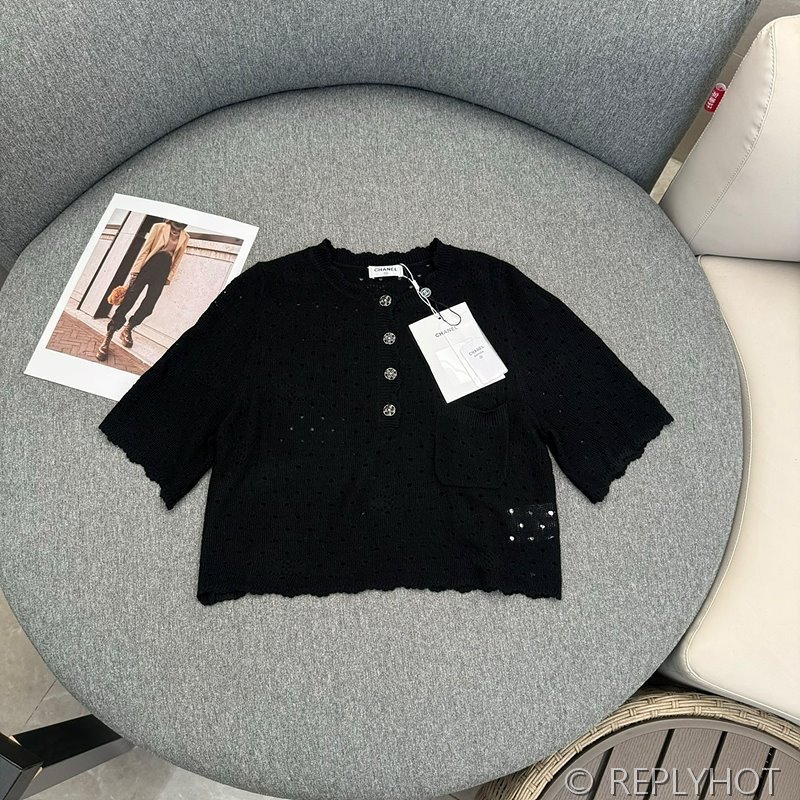 샤넬 크로쉐 니트 탑 2color