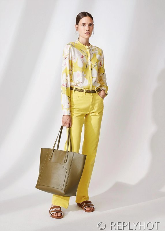 로로피아나 꾳무늬셔츠