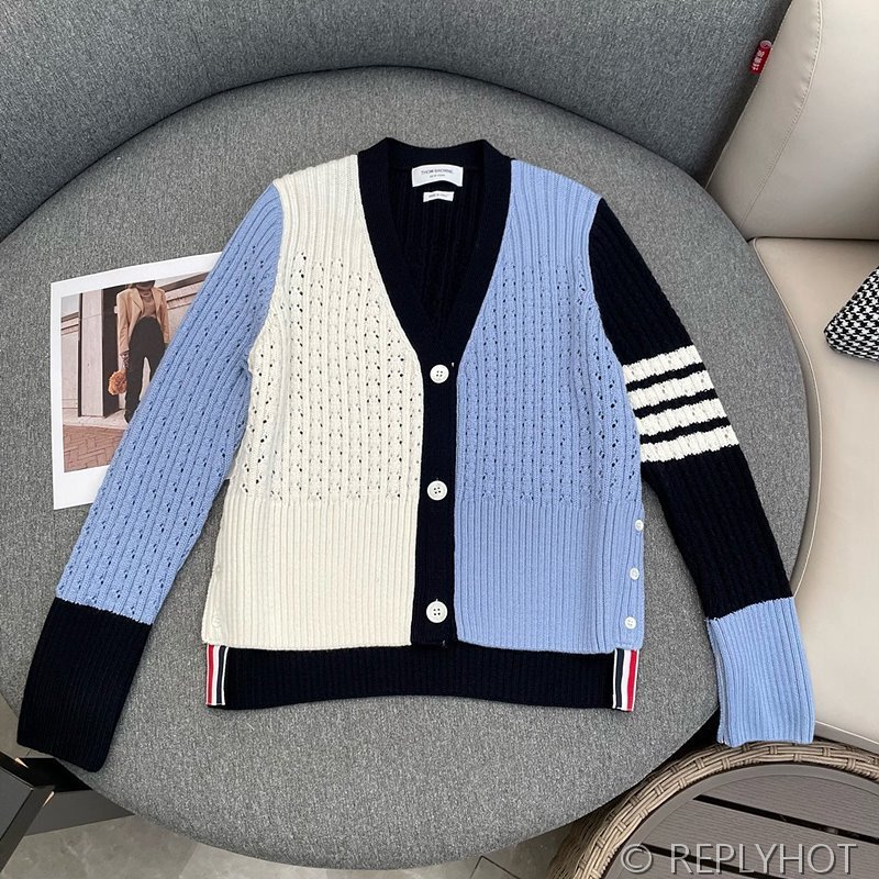 톰브라운 브이넥 울 가디건