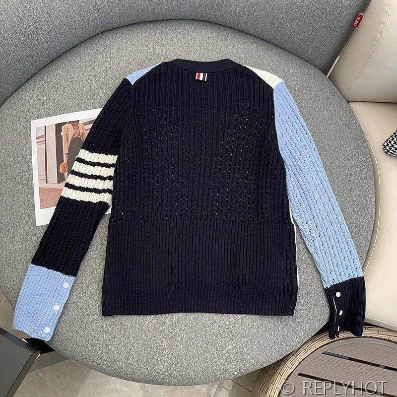 톰브라운 브이넥 울 가디건