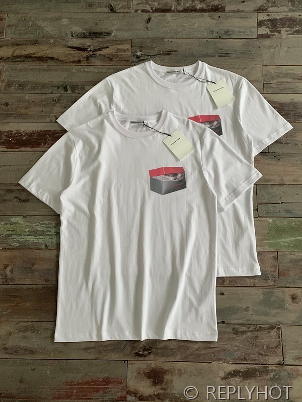 알렉산더왕 로고 반팔