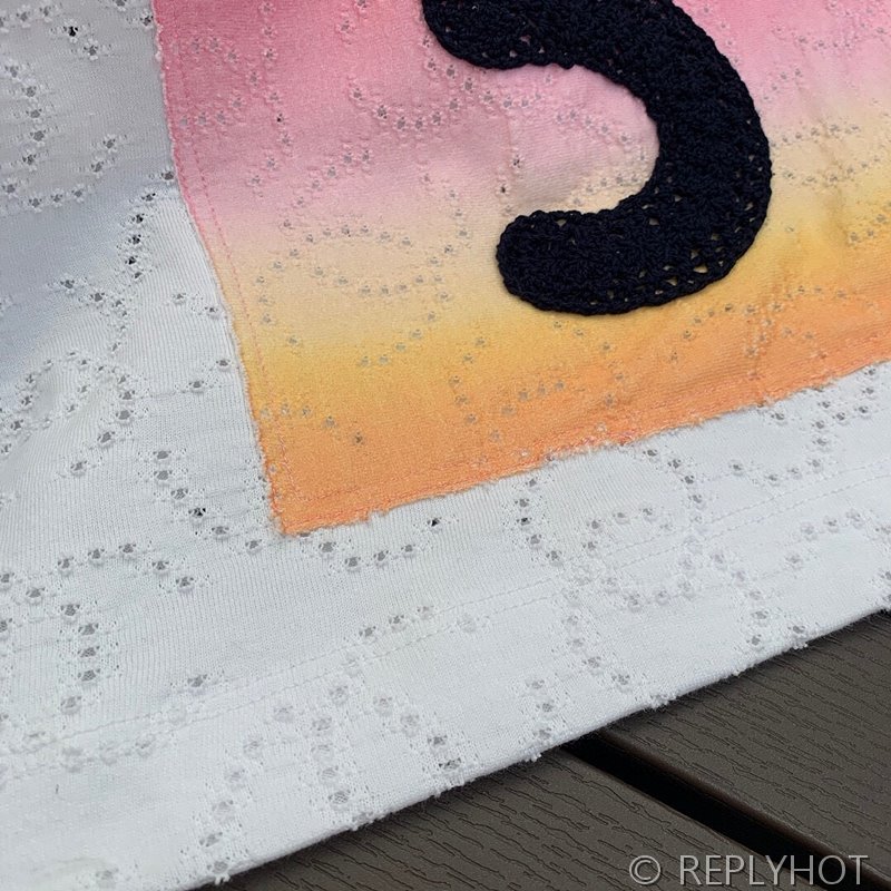 샤넬 로고 크롭티