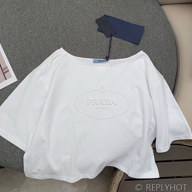 프라다 로고 엠보싱 반팔