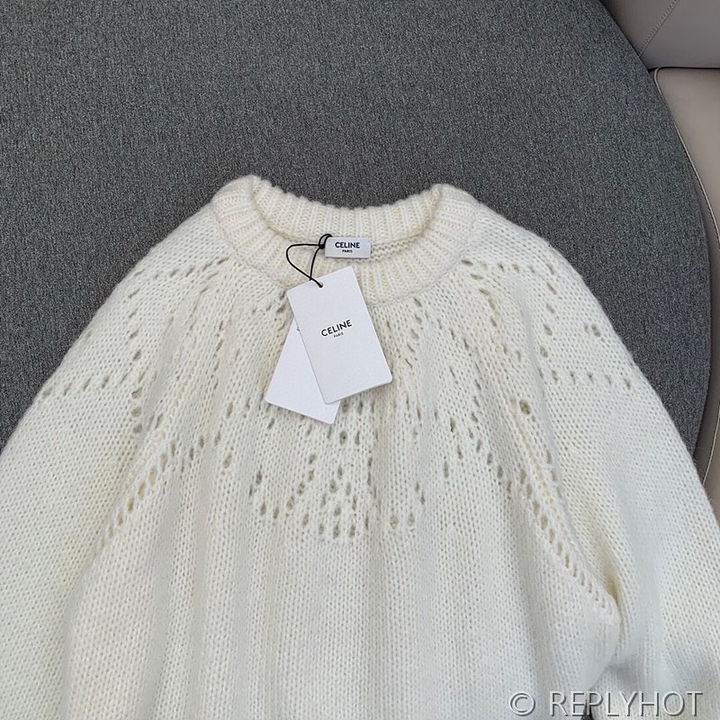 셀린느 트리비옹 알파카 스웨터