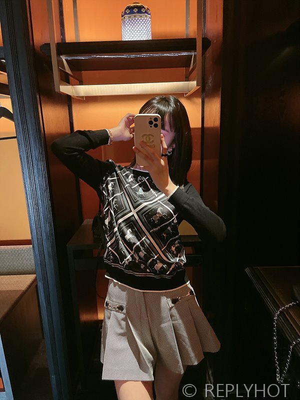 에르메스 실크100% 프린트 니트 풀오버 스웨터