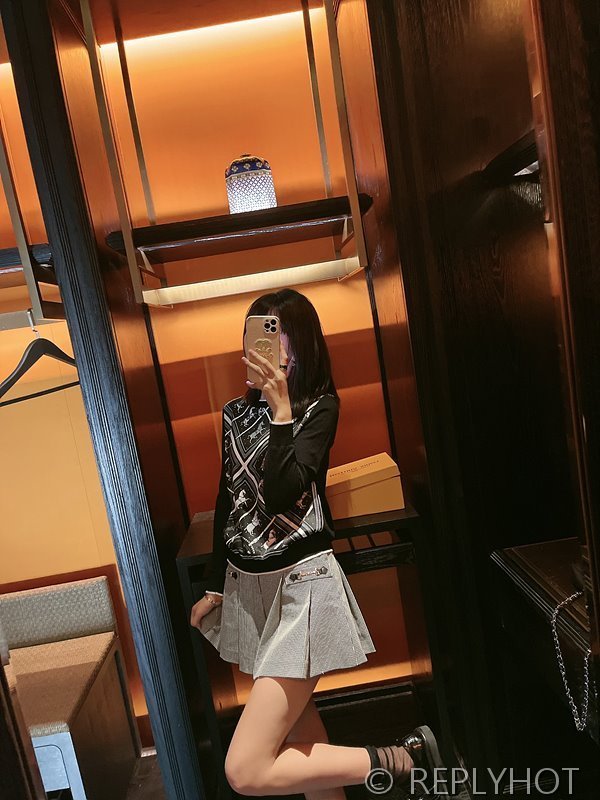 에르메스 실크100% 프린트 니트 풀오버 스웨터