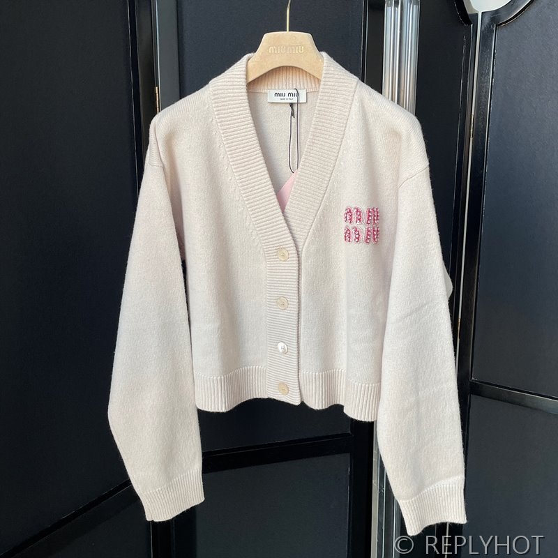 미우미우 로고다이아 가디건