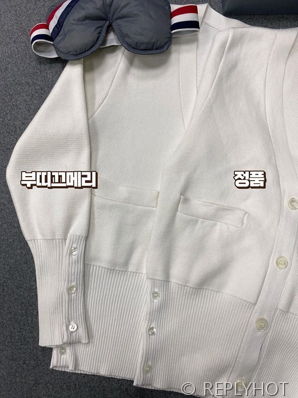 톰브라운 사선완장 브이넥 울 가디건 [매장가 190만원대]