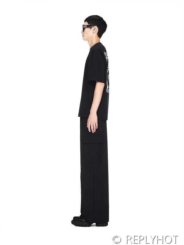 오프화이트 반팔 남여공용 [매장가 160만원대]