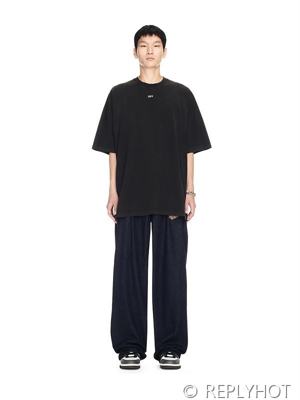 오프화이트 반팔 남여공용 [매장가 160만원대]