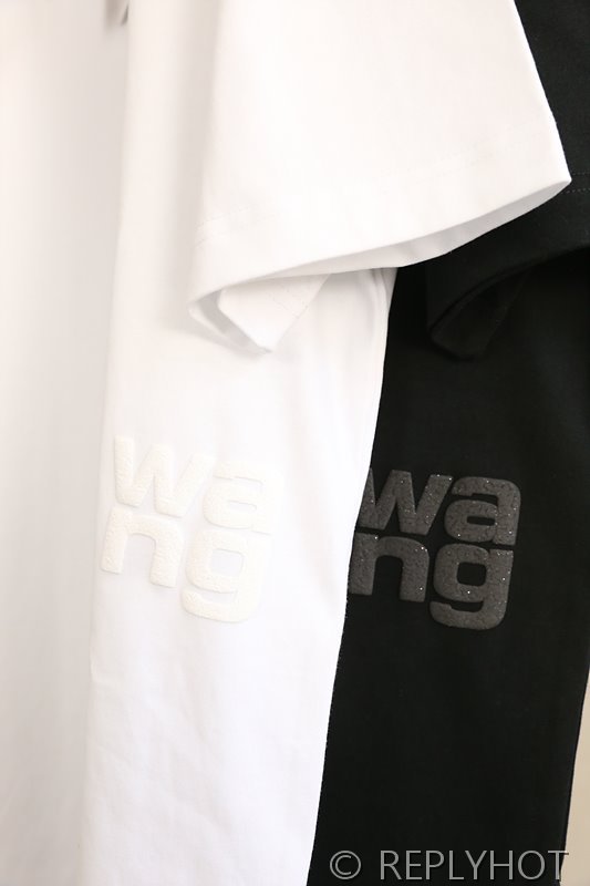 알렉산더왕 로고 반팔 남여공용 2COLOR [매장가 160만원대]