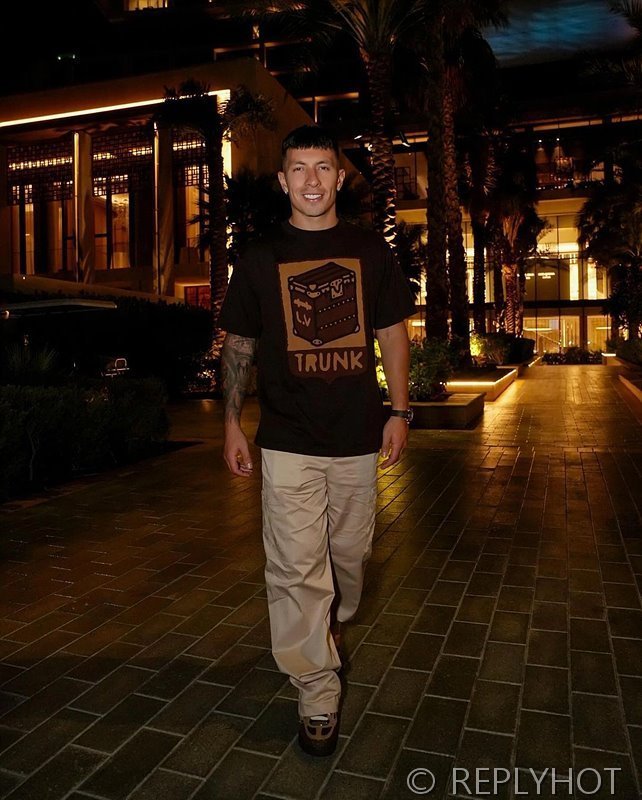 루이비통 반팔 남여공용 [매장가 230만원대]