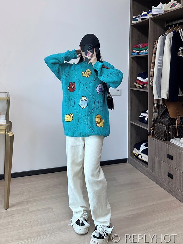 구찌 자수 니트 코튼 스웨터 남여공용 [매장가 358만원대]