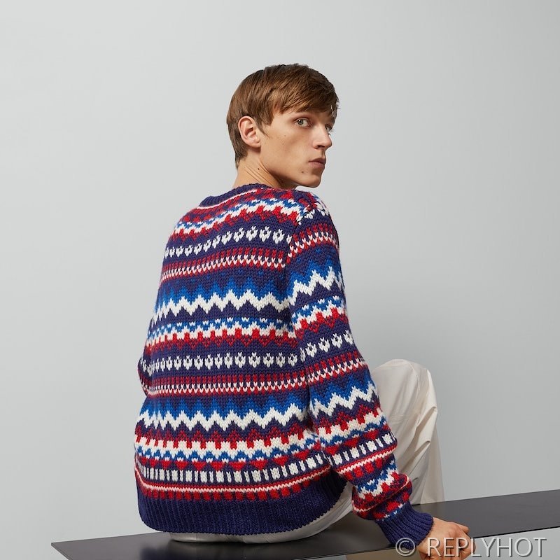 구찌 스트라이프 니트 남여공용 [매장가 318만원대]