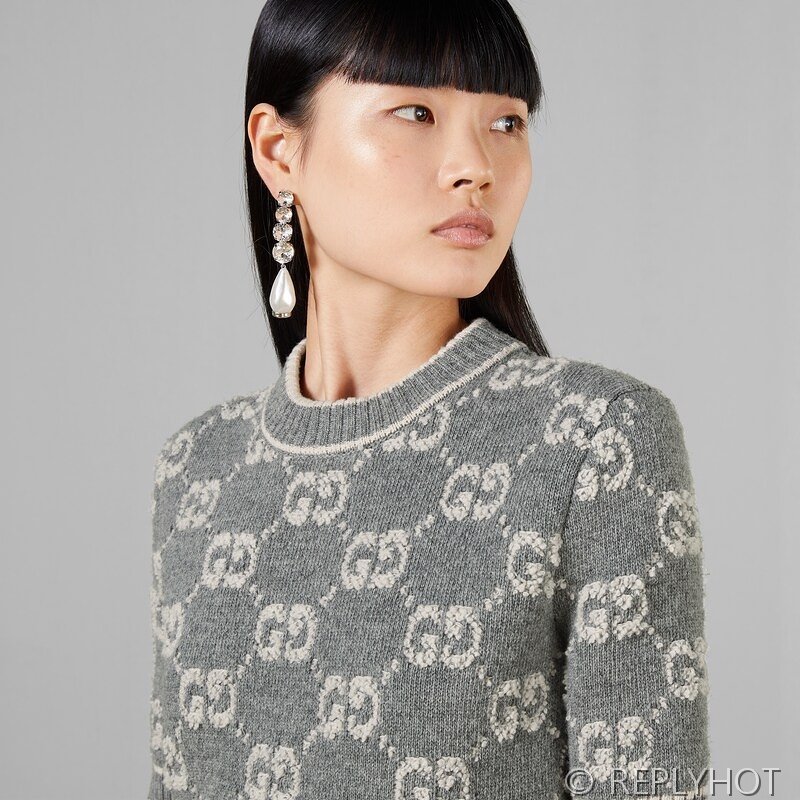 구찌 벨벳 혼방 자카드 니트 2COLOR [매장가 258만원대]