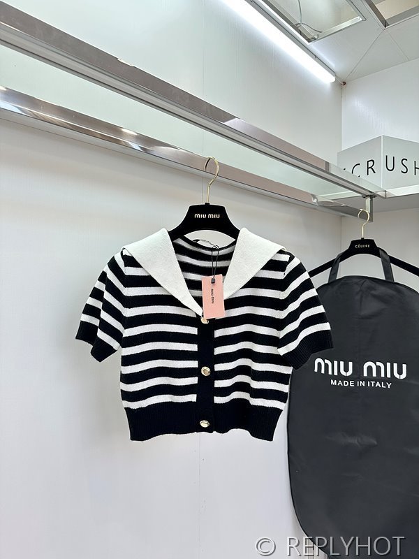 미우미우 니트 반팔 가디건 [매장가 230만원대]