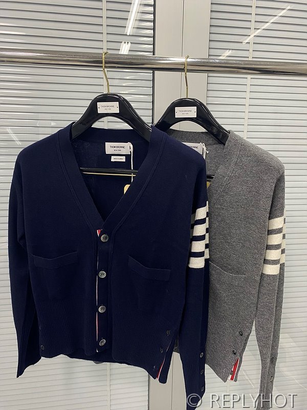 톰브라운 4바 스트라이프 캐시미어 가디건 [매장가 200만원대]