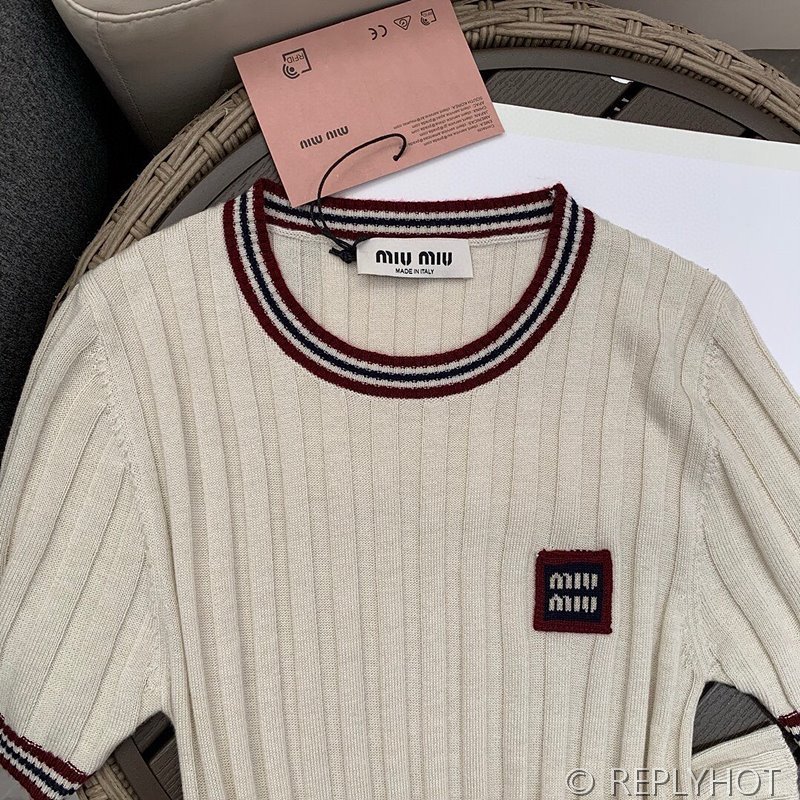 미우미우 반팔 니트