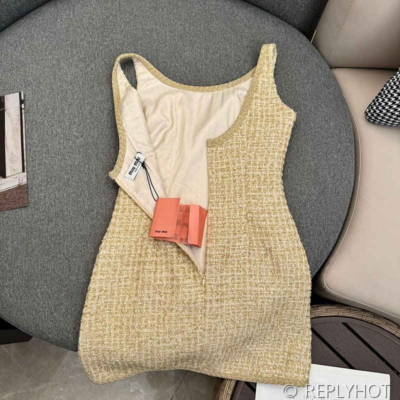 미우미우 트위드 이너 서스펜더 스커트
