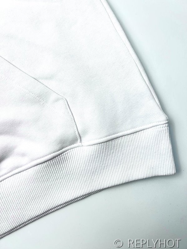 펜디 포켓몬콜라보 후드티 2COLOR (남여공용) [매장가 260만원대]