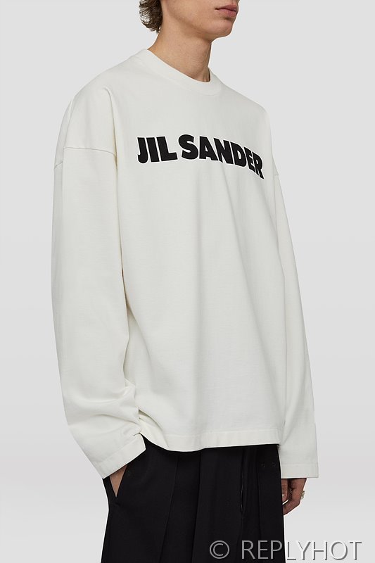 질샌더 라운드티 (남여공용) [매장가 200만원대]