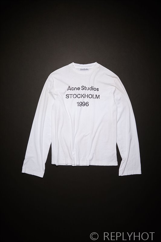 아크네 스튜디오 라운드 티 (남여공용)[매장가 180만원대]