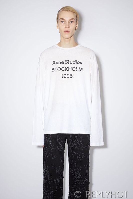 아크네 스튜디오 라운드 티 (남여공용)[매장가 180만원대]