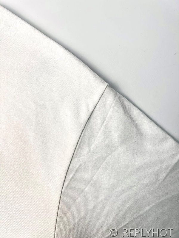 셀린느 트리옹프 반팔 2COLOR (남여공용) [매장가 150만원대]