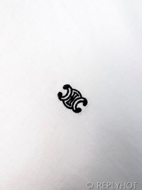 셀린느 트리옹프 반팔 2COLOR (남여공용) [매장가 150만원대]