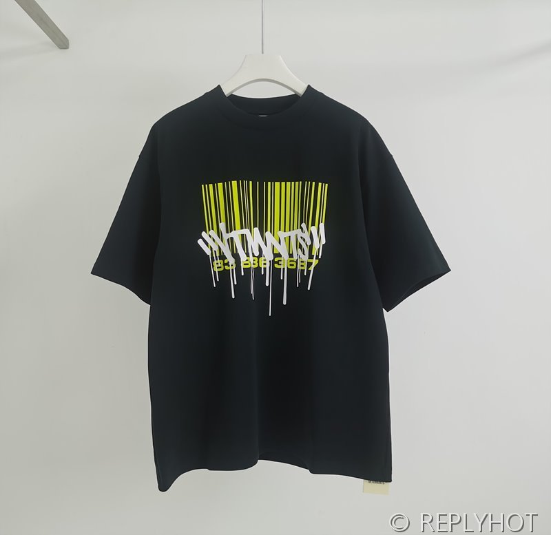 베트멍 바코드 프린팅 반팔 2COLOR(남여공용) [매장가 230만원대]