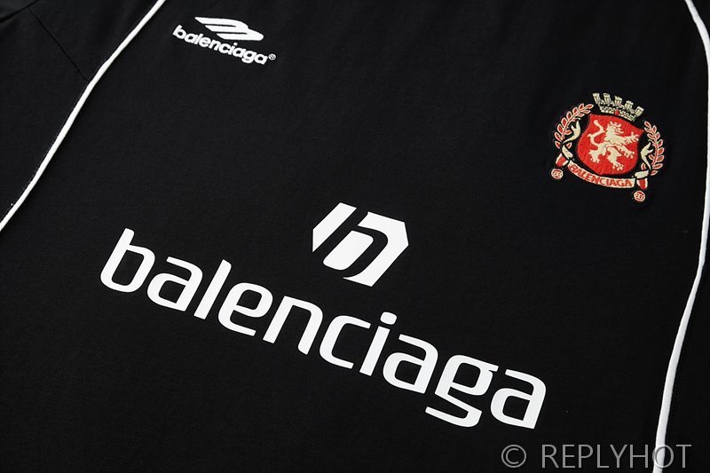 발렌시아가 맨체스터 유나이티드 로고 10번 티셔츠(남여공용) [매장가 220만원대]