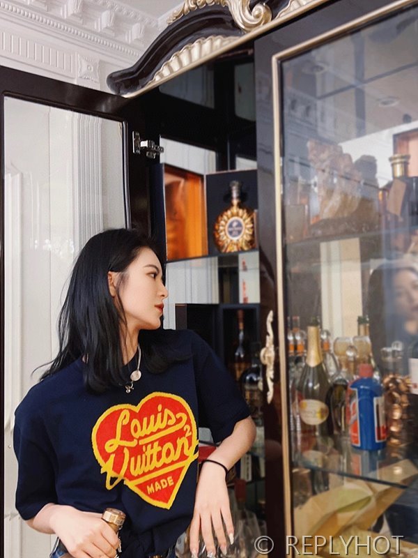 루이비통 조인트 러브 니트 반팔(남여공용) [매장가 만원대]