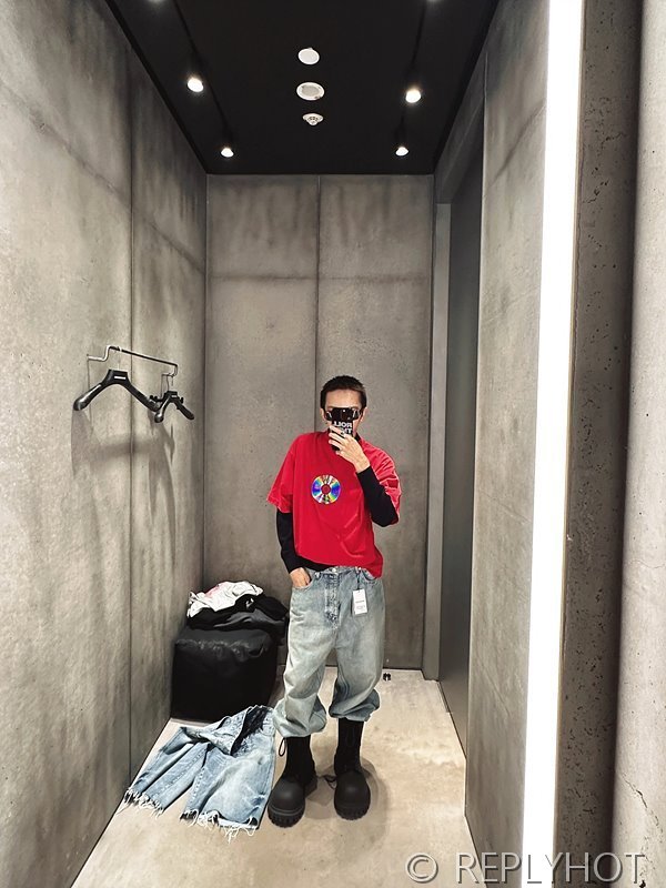 발렌시아가 시디 반팔 3COLOR (남여공용) [매장가 180만원대]