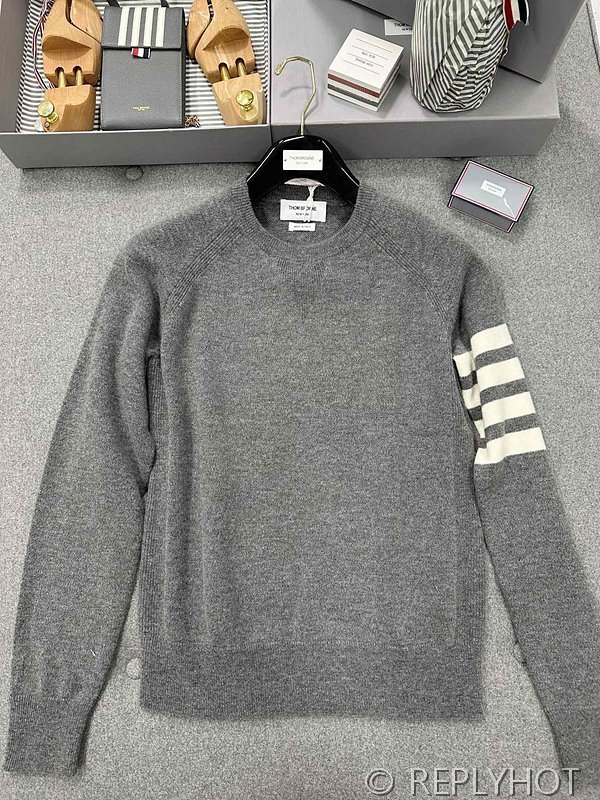 톰브라운 프렌치 테리 캐시미어 4바 크루넥 스웨터 [매장가 230만원대]