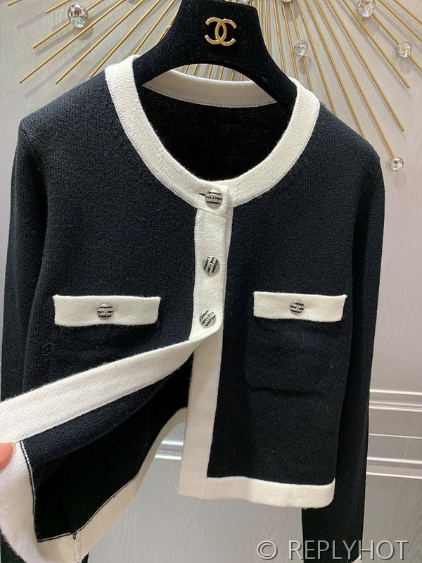 샤넬 캐시미어 가디건 [매장가 650만원대]