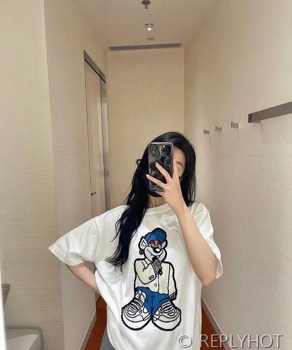 루이비통 그래픽 반팔 니트웨어 (남여공용)[매장가 420만원대]