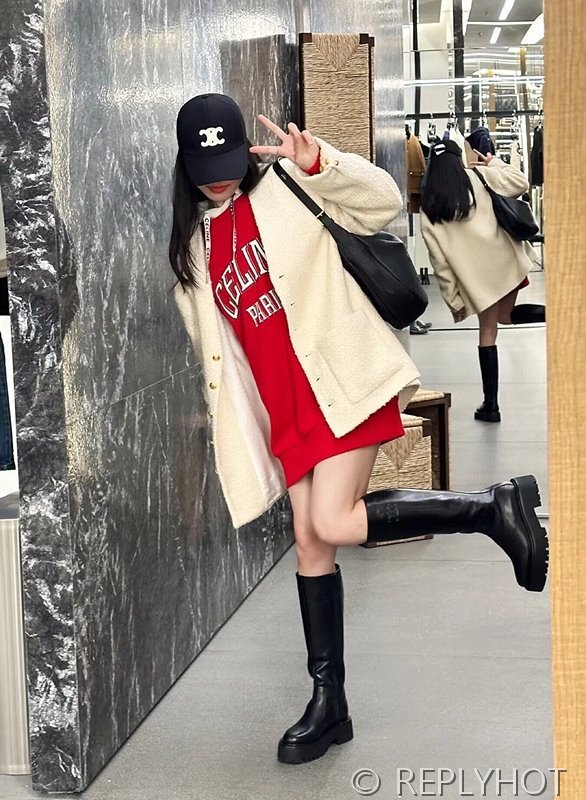 셀린느 캐시미어 트위드 재킷[매장가 460만원대]