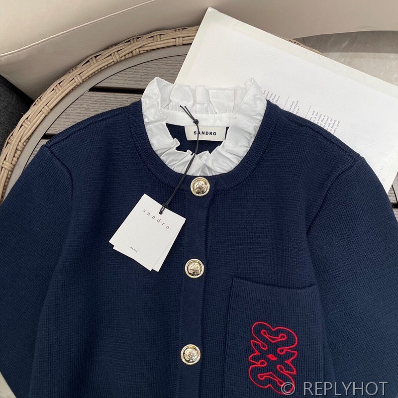 산드로 레이스 칼라 더블 S 로고 울 니트 가디건 [매장가 350만원대]