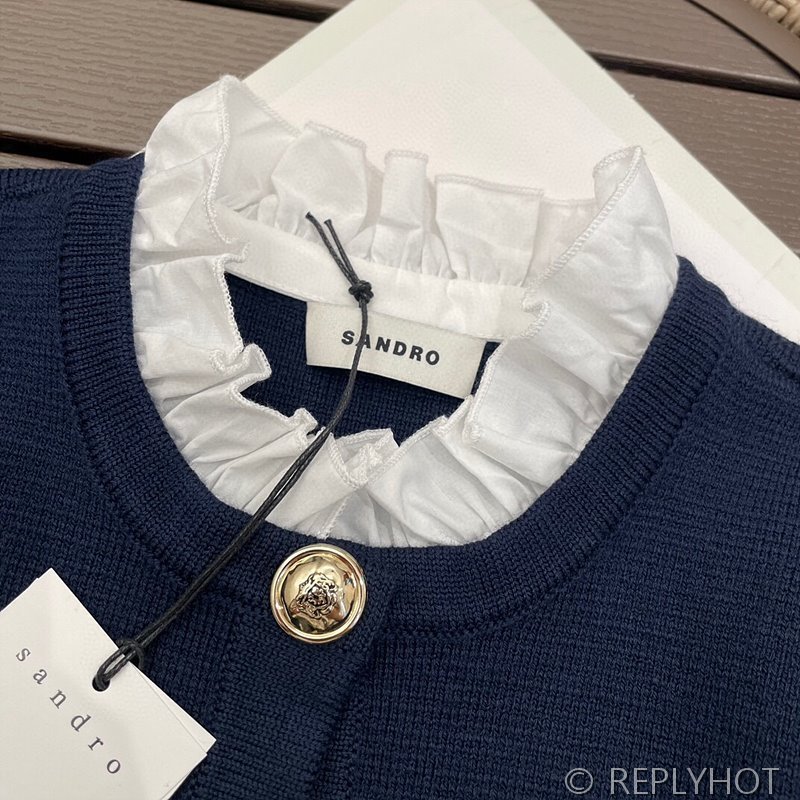 산드로 레이스 칼라 더블 S 로고 울 니트 가디건 [매장가 350만원대]