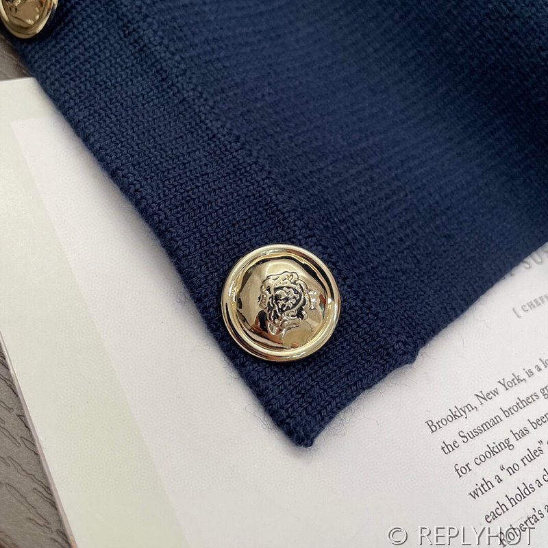 산드로 레이스 칼라 더블 S 로고 울 니트 가디건 [매장가 350만원대]