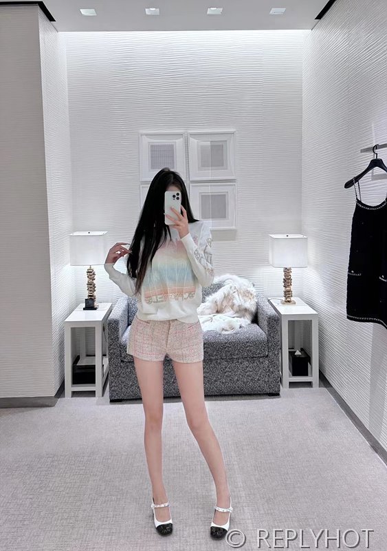 샤넬 롱 슬리브 맨투맨 [매장가 650만원대]