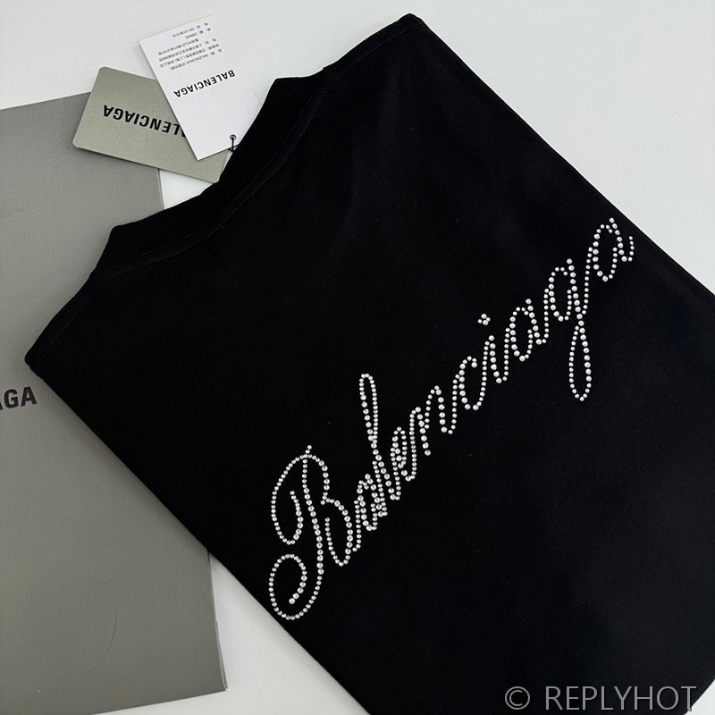 발렌시아가 라인스톤 레터링 반팔(남여공용) 2COLOR