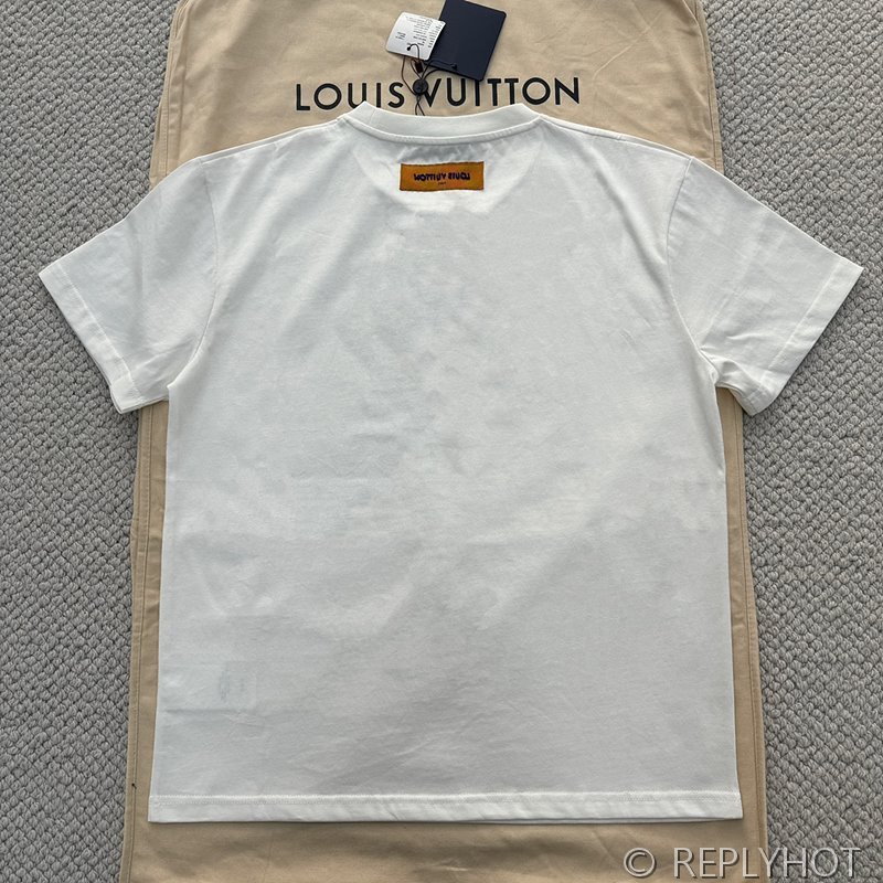 루이비통 프린트 비즈 반팔