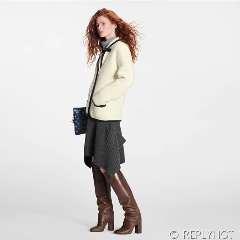 루이비통 펄리 버튼 박스 니트 재킷[매장가 590만원대]